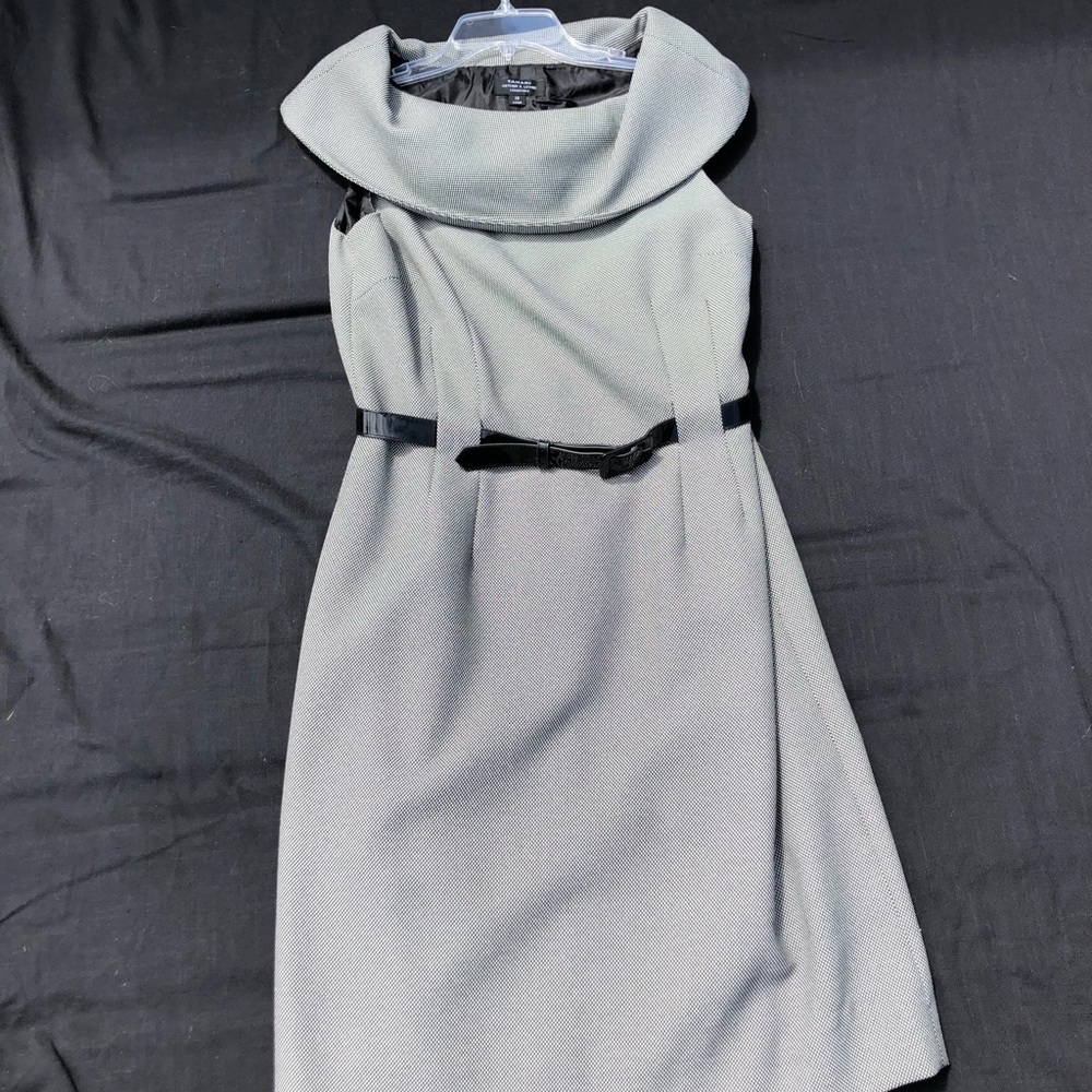 Tahari Classic Black and While Dress , Size 10
